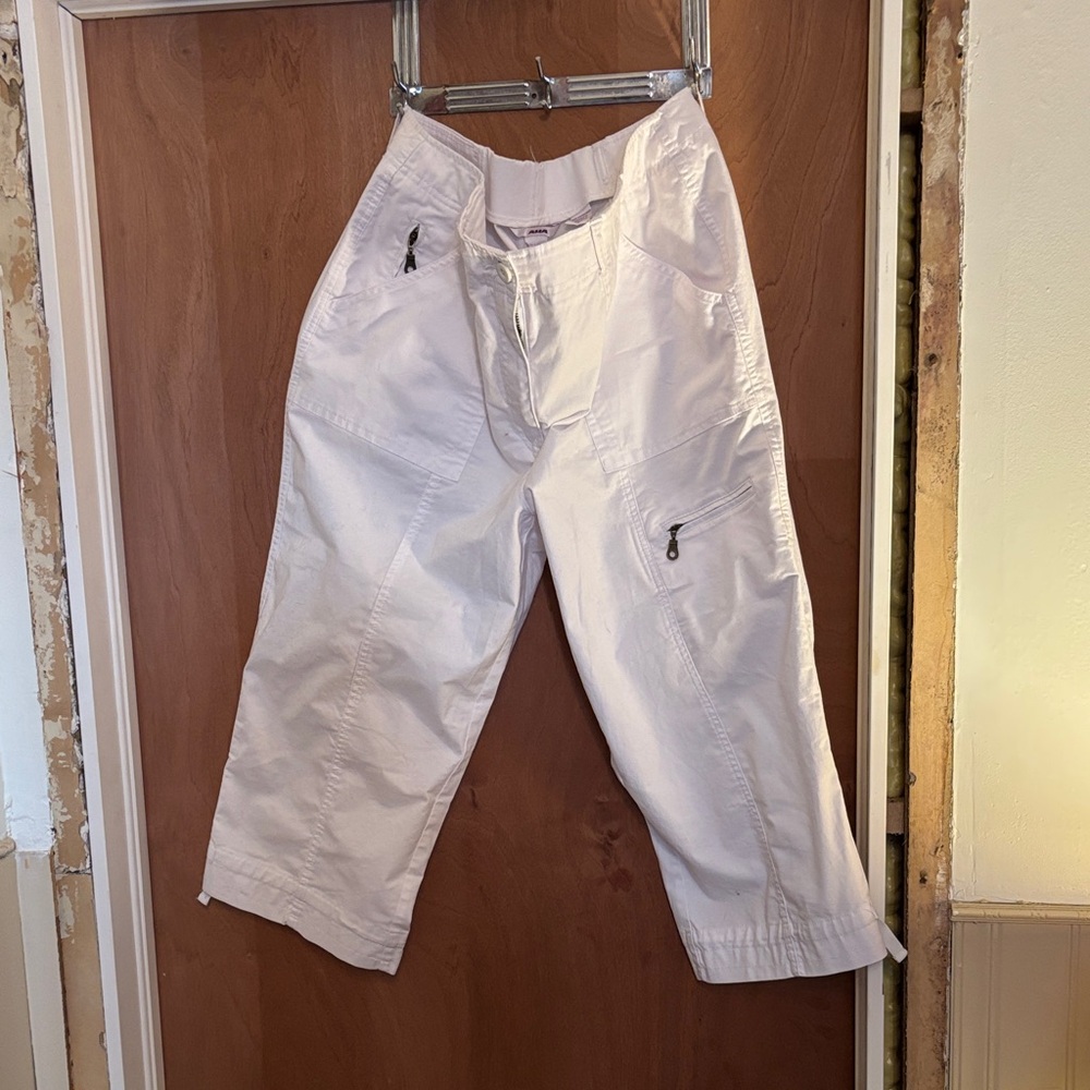 Alia White Capris for Women